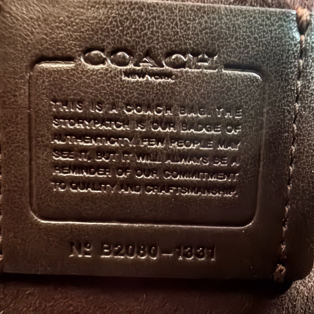 Unique and Rare Coach Navy Leather Floral Stitching Saddle Crossbody Bandit Bag - Picture 11 of 11